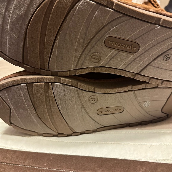NWT Arizona boots! Never been worn! - Picture 5 of 6